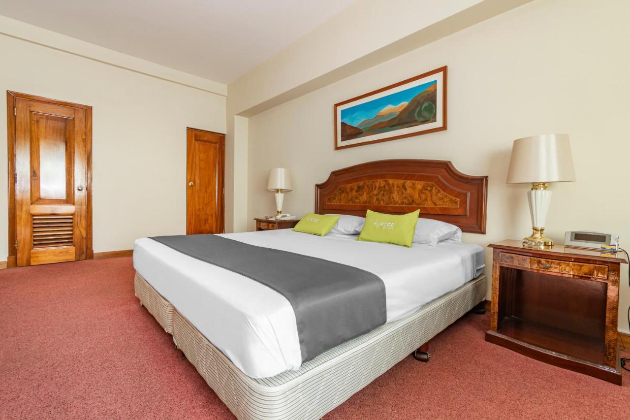 Hotel Ayenda Maury 3*
